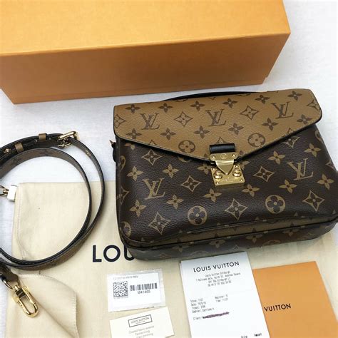 louis vuitton pochet metis|Louis Vuitton reverse pochette metis.